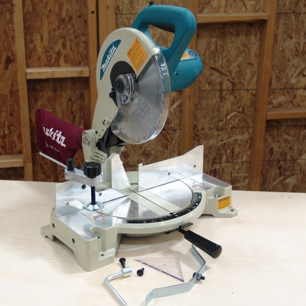 Potezno-nagibna kružna testera - cirkular Makita LS1040 - Image 2
