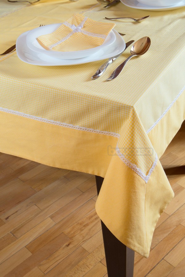 Stolnjak Žuti sa salvetama 150x115cm