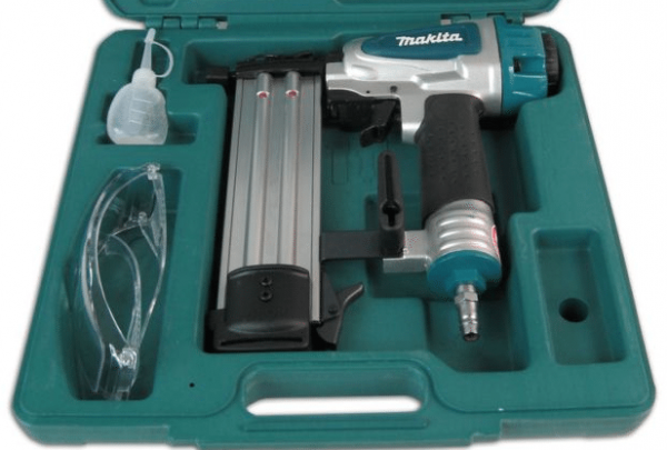 Pneumatska heftalica-zabijač eksera Makita AF505 - Image 5