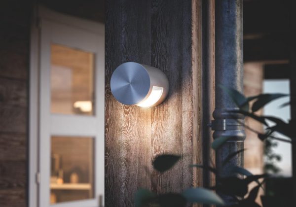 Spoljašnja zidna lampa Squirrel 16468/47/16 – Philips - Image 2